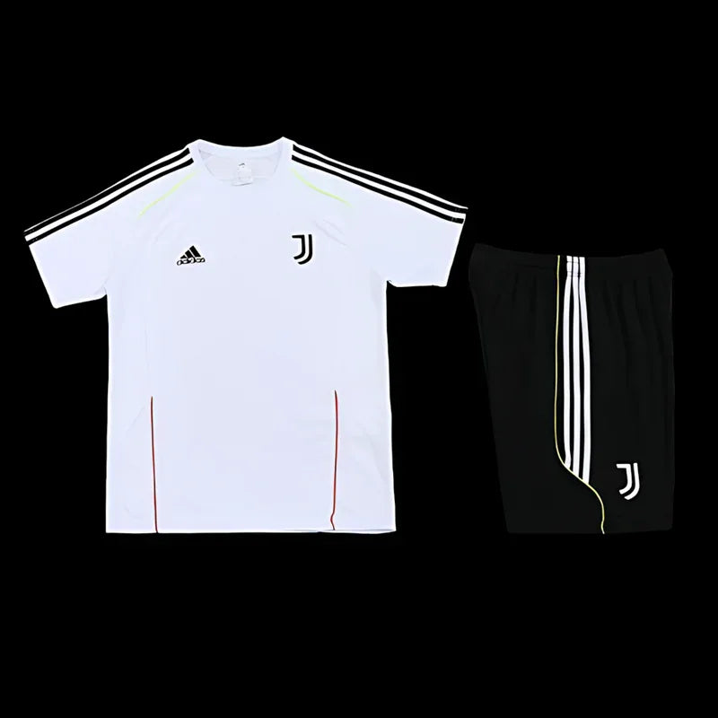Juventus Kit