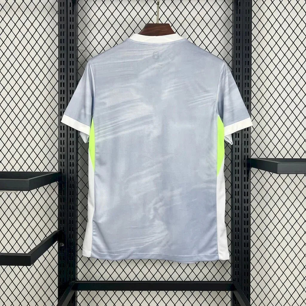 Wolfsburg Away Shirt 2025-26