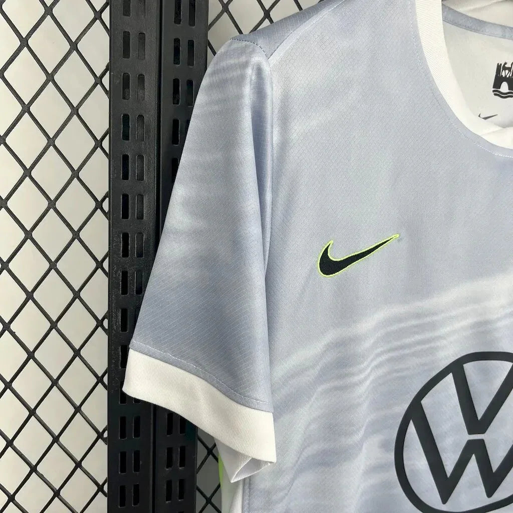 Wolfsburg Away Shirt 2025-26