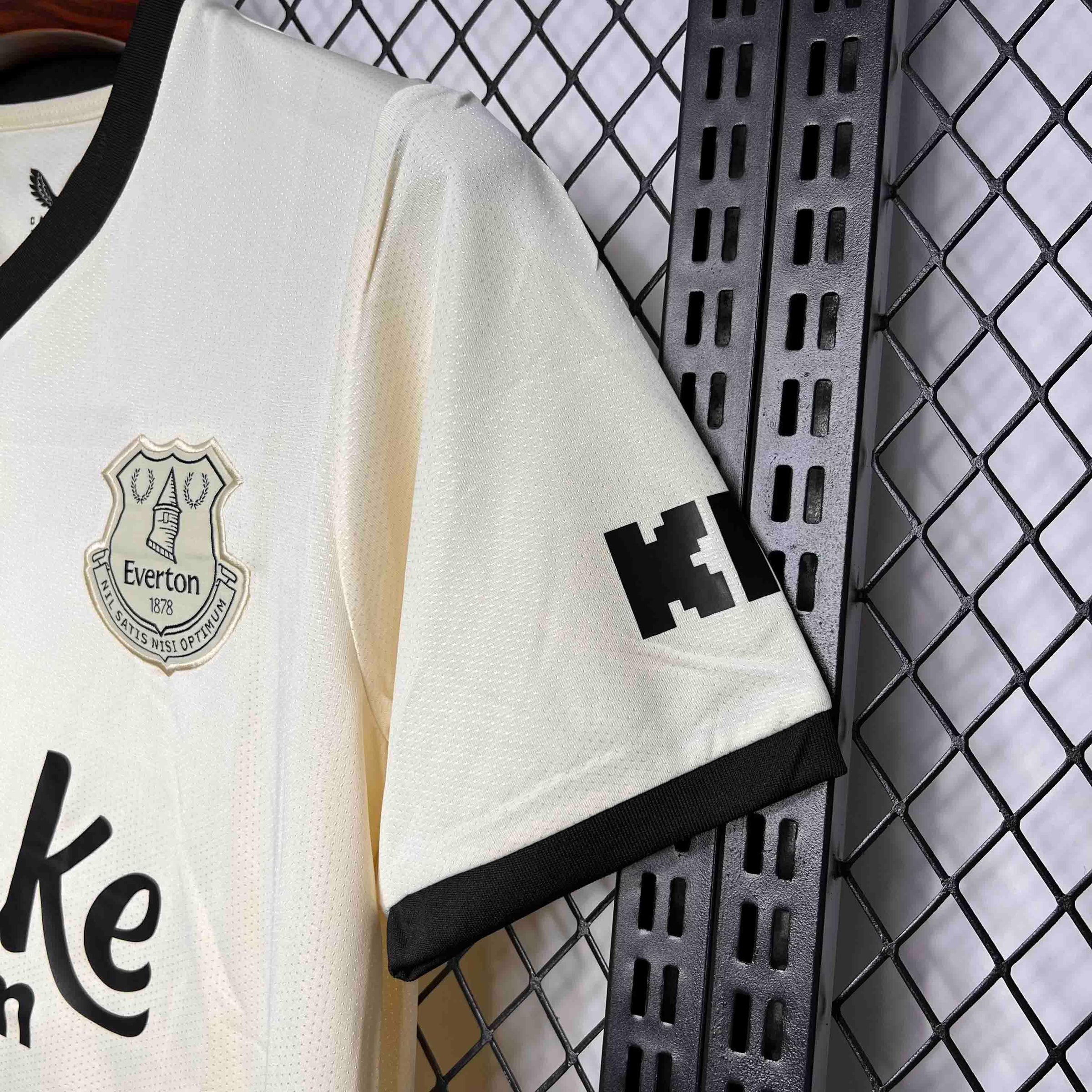Everton Away Shirt 2024-25