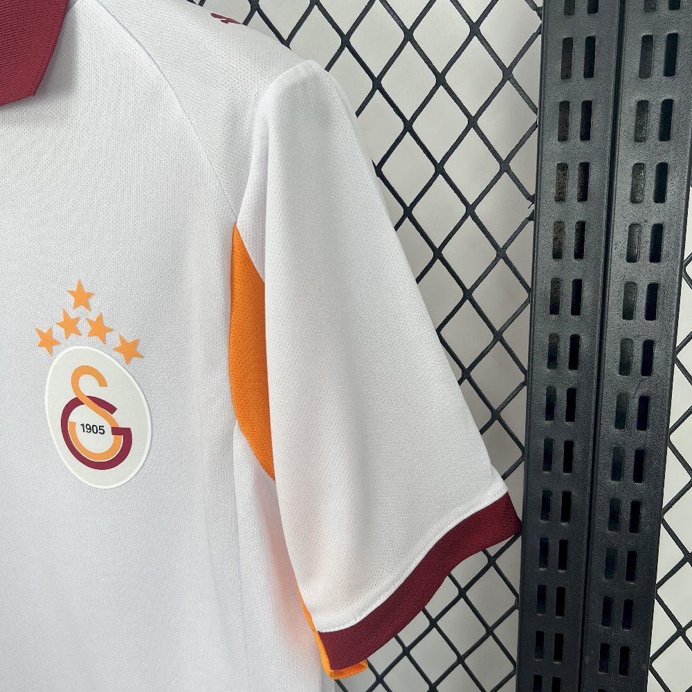 Galatasarays Away Shirt 2025-26