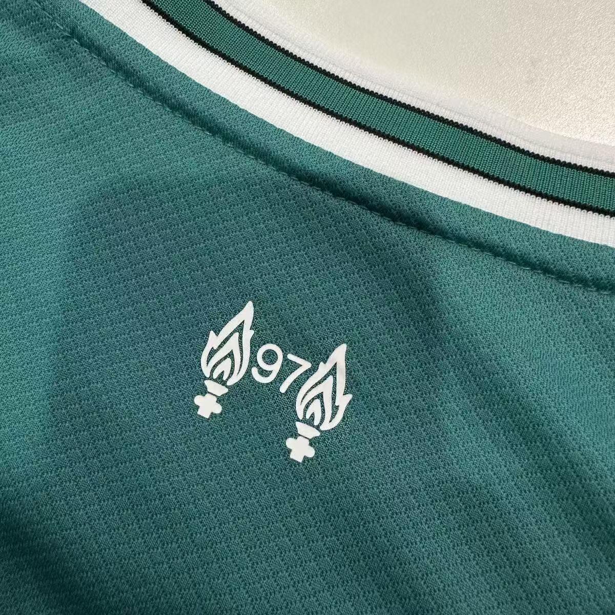 Liverpool Shirt 2025-26