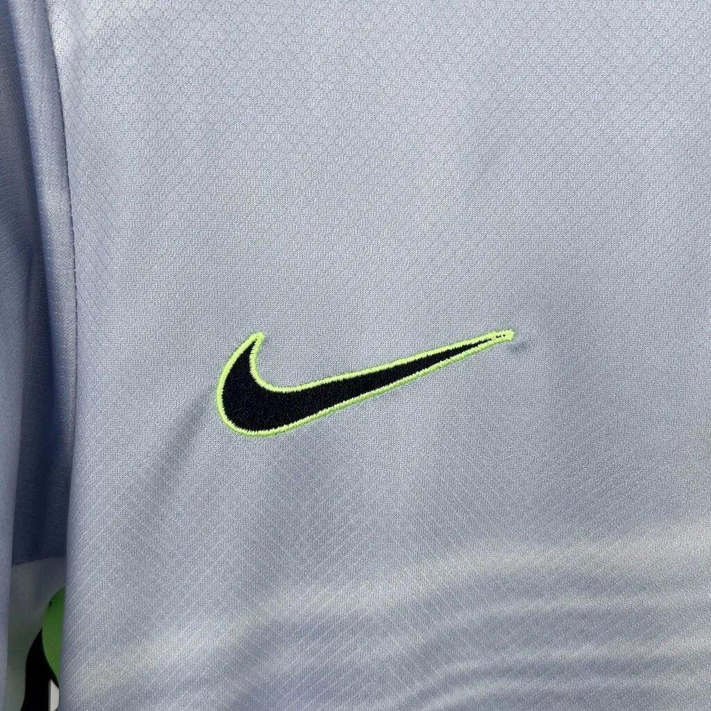 Wolfsburg Away Shirt 2025-26