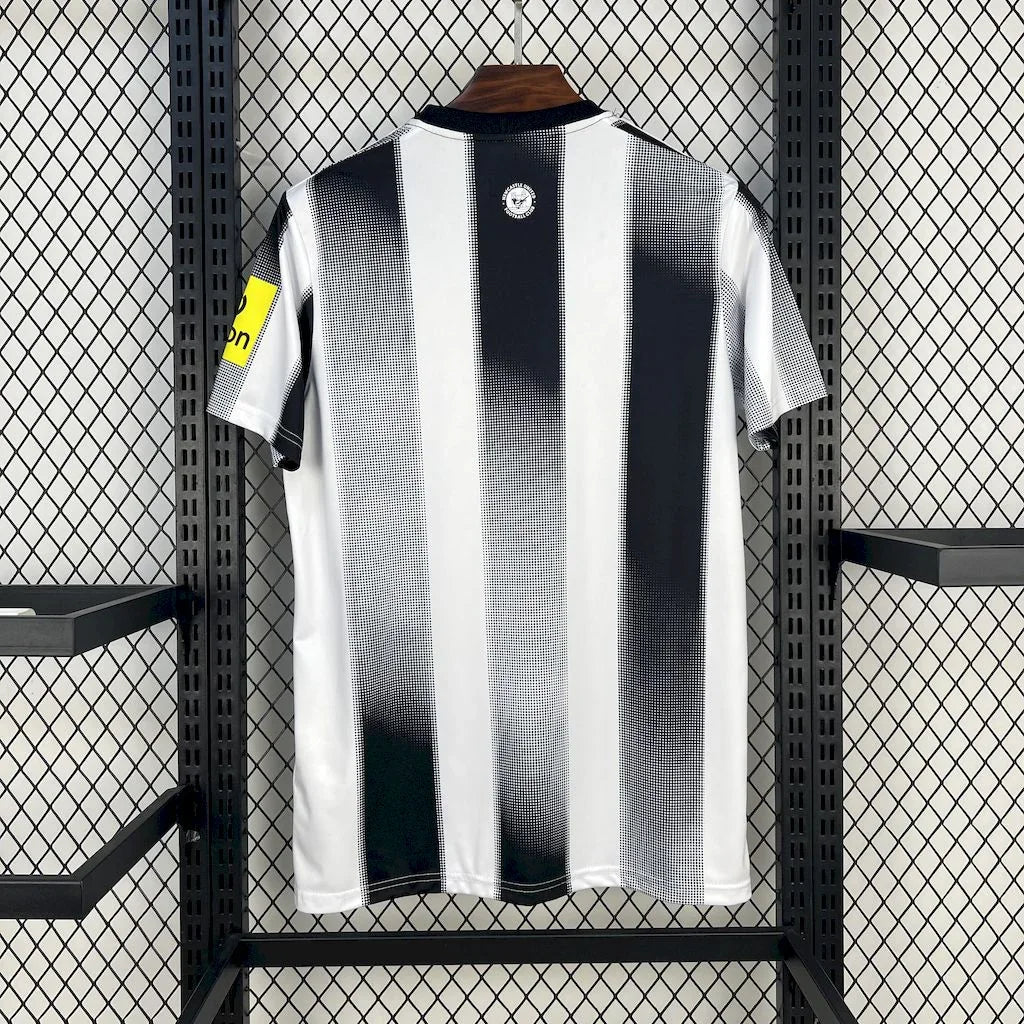 Newcastle Shirt 2025-26