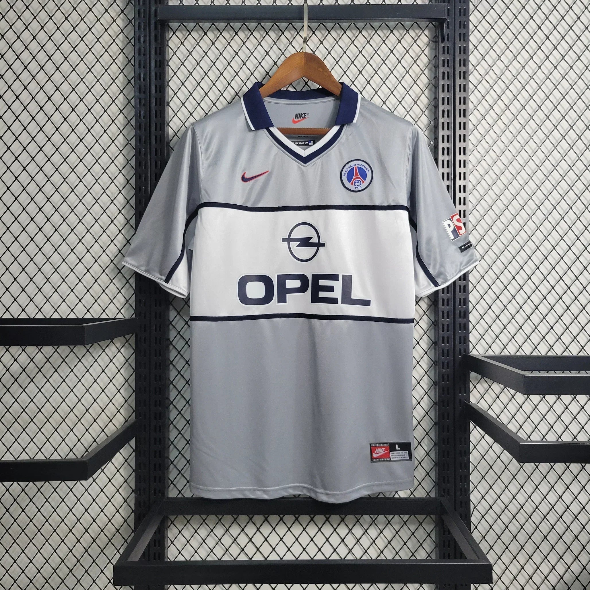 Paris Retro Shirt 2000