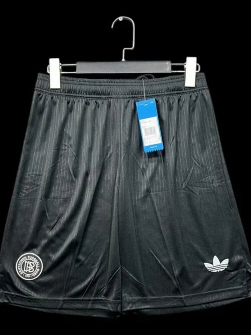 Shorts Germany 2025-26