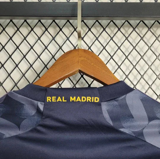 Real Madrid Shirt 2023-2024 Away
