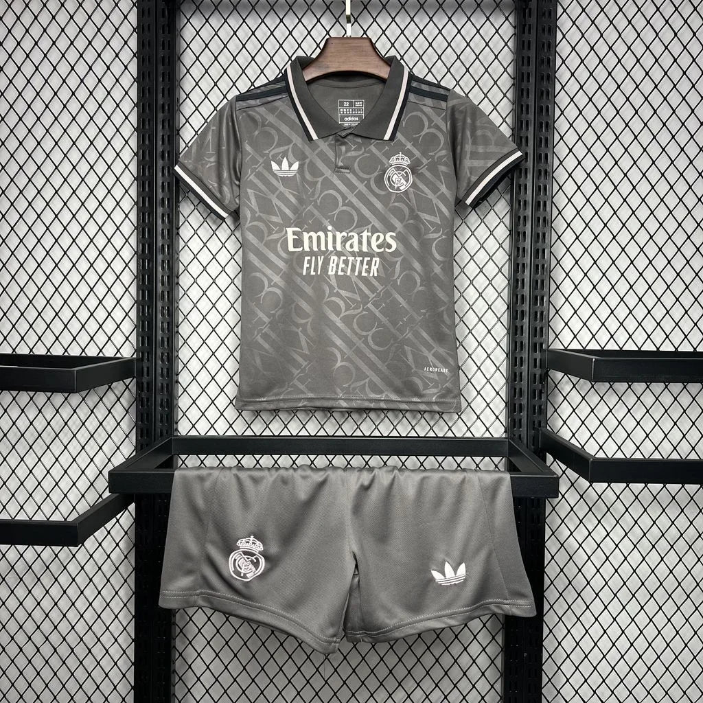 Kids Real Madrid Kit