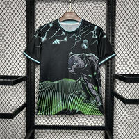 Special Edition Real Madrid Shirt 2024/25 Black et Green